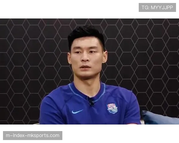 韩鹏飞曾是国足核心如今回归成都蓉城却面临出场困境引发热议