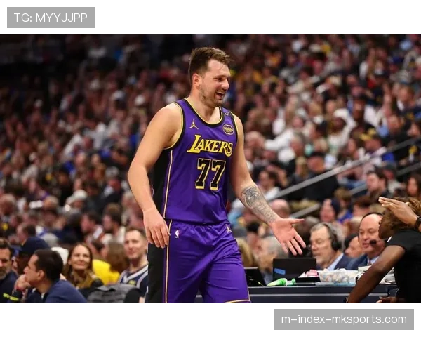 东契奇单节狂砍23分 湖人防守失衡遭遇巨大考验